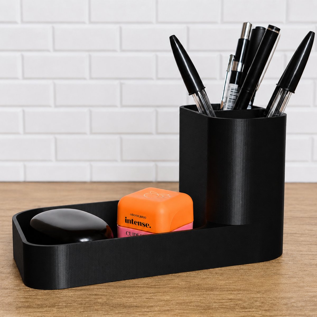 Porta-Canetas com 3 Divisórias | Organizador de Mesa | Personalize com suas iniciais - Amaé Studio — foto 2